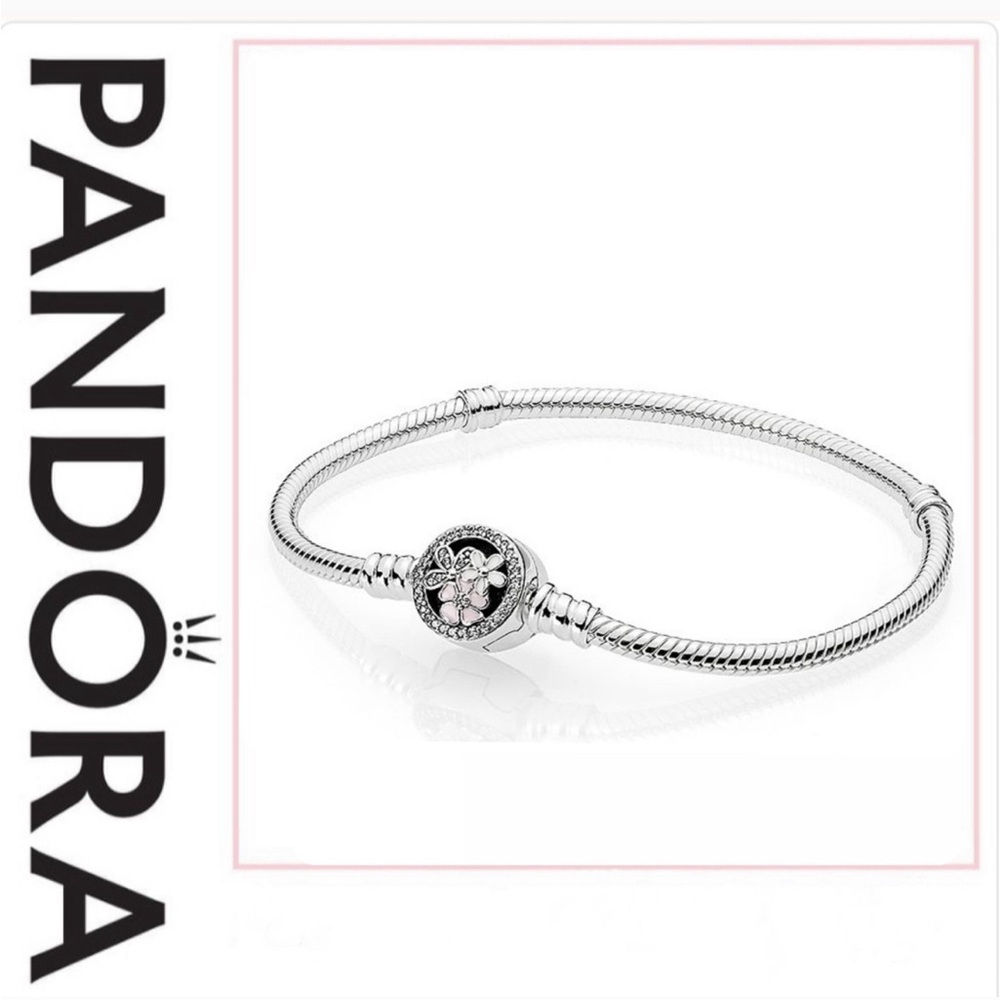 Pandora Moments Flower Clasp